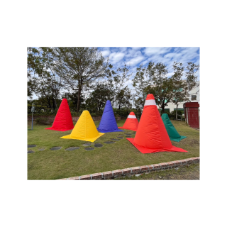 Inflatable triangle giant cone set 05